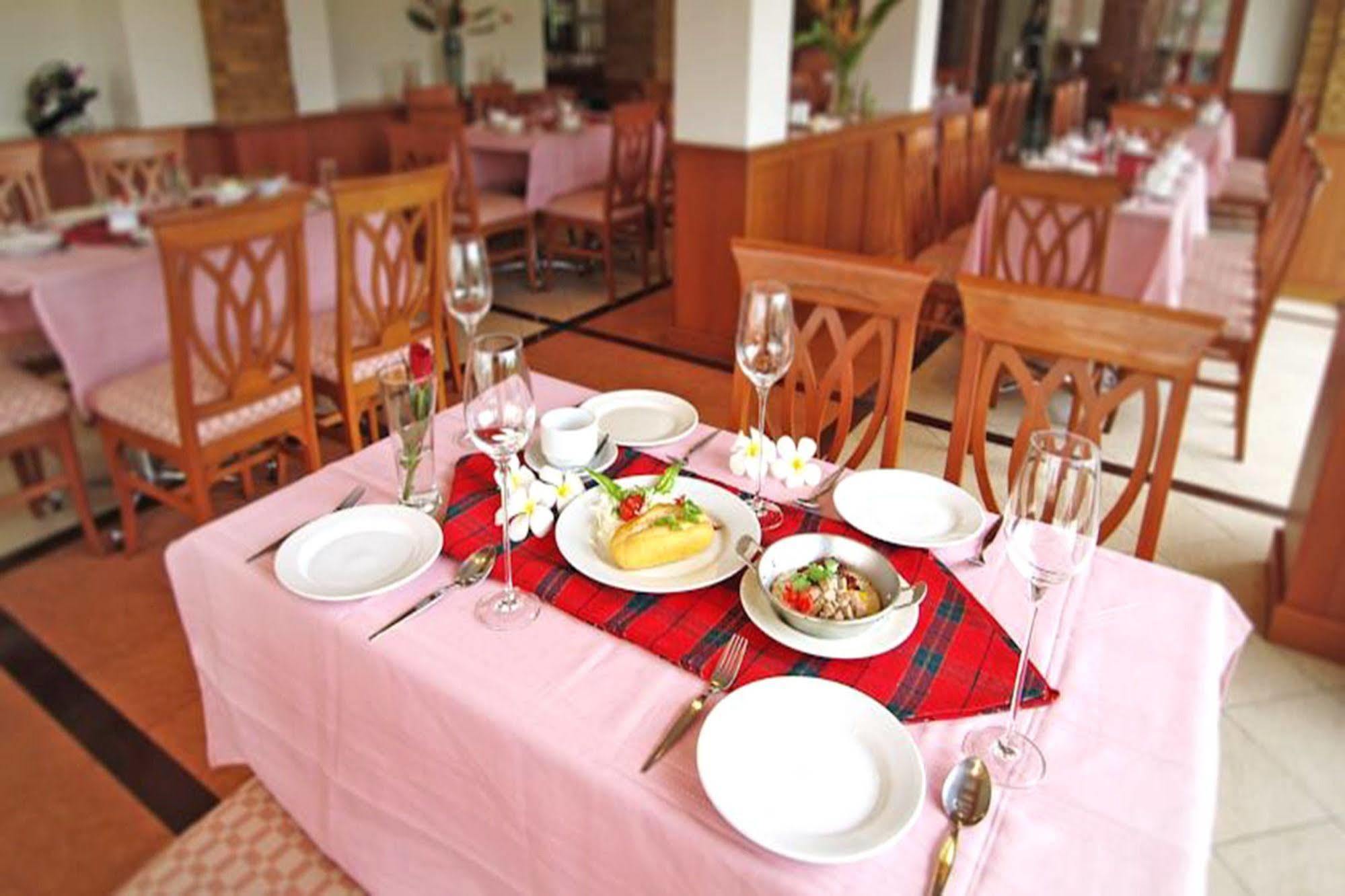 Kiengpiman Hotel Mukdahan Dış mekan fotoğraf